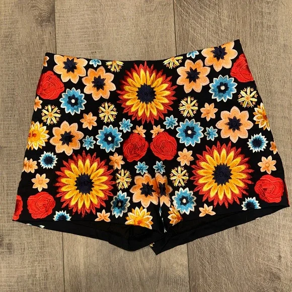 Alice + Olivia Rory Embroidered Long Jacket and Sherri Floral Embroidered Shorts - Picture 12 of 13